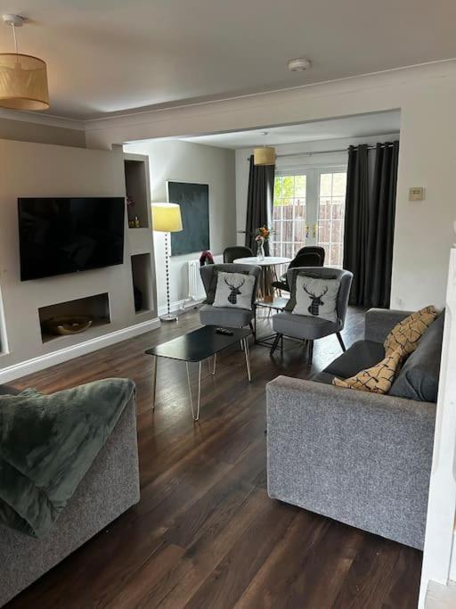 15 Min Drive To Airport 20 Min To Loch Lomond And City Center Old Kilpatrick ภายนอก รูปภาพ