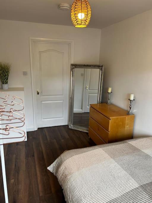 15 Min Drive To Airport 20 Min To Loch Lomond And City Center Old Kilpatrick ภายนอก รูปภาพ