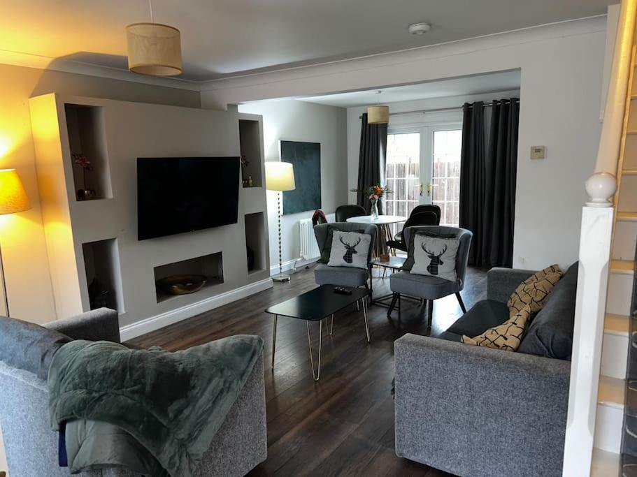 15 Min Drive To Airport 20 Min To Loch Lomond And City Center Old Kilpatrick ภายนอก รูปภาพ